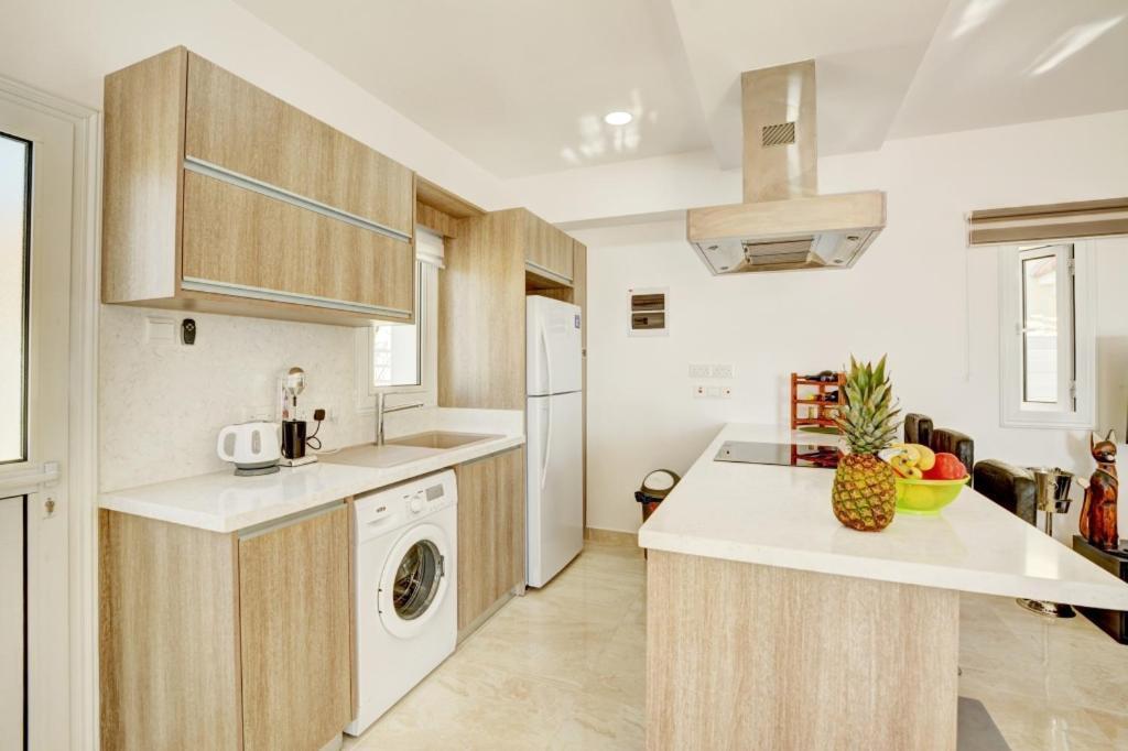 Villa Mario - 2Min Walk From Kapparis Beach 파라림니 외부 사진