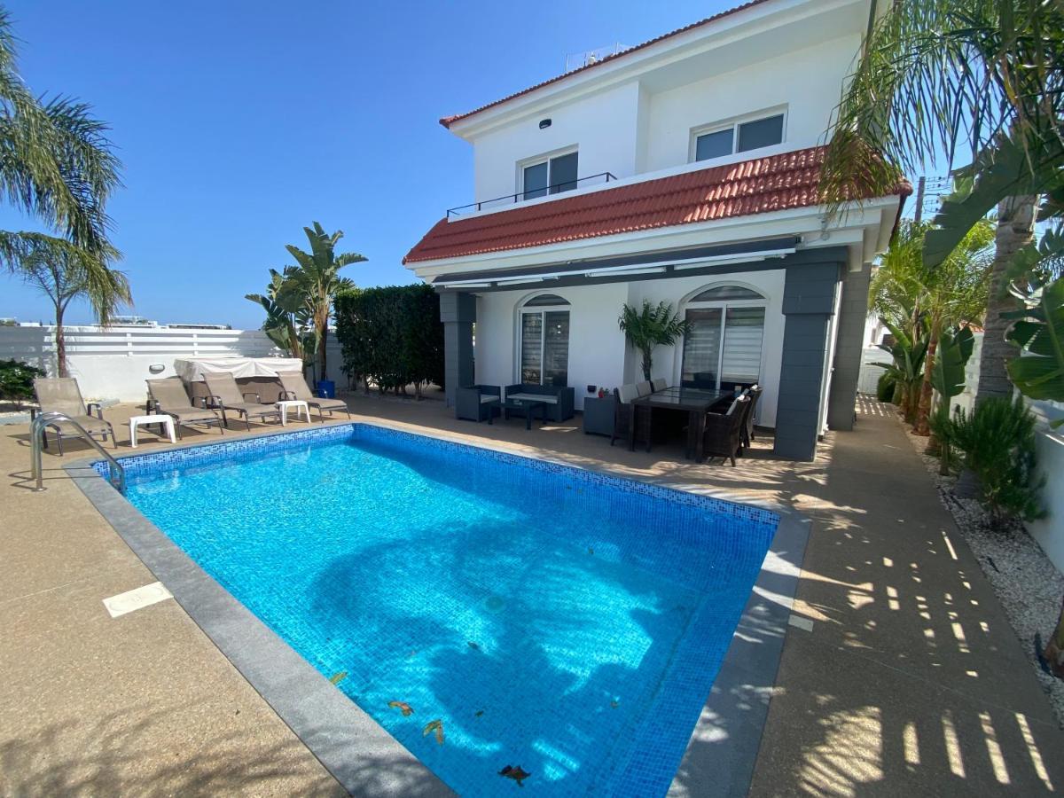 Villa Mario - 2Min Walk From Kapparis Beach 파라림니 외부 사진